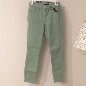 Forever 21 NWT jeans